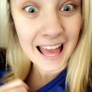 Meet your Posher, Isaisabelle